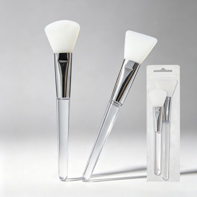 Face Mask Brush Mask Application Brush, Soft Silicone Fan Shape White Brush Head Cosmetic Tool for Body Lotion, Mud, Clay, Charcoal Mixed Mask